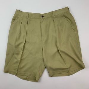 EUC Tommy Bahama Beige Pleated Shorts Silk 38